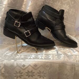 Zara Basic Boots Women’s Size 8 Ankle Bootie